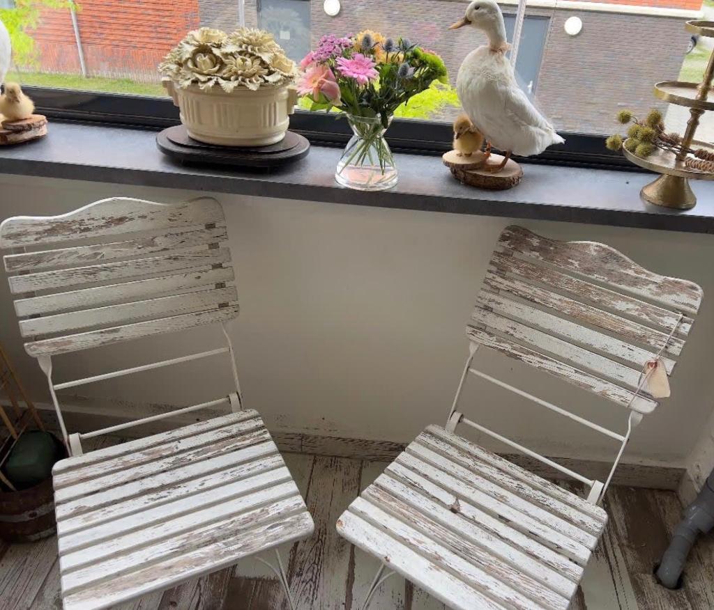 Robuste Brocante Bistro Stoelen, Ophalen