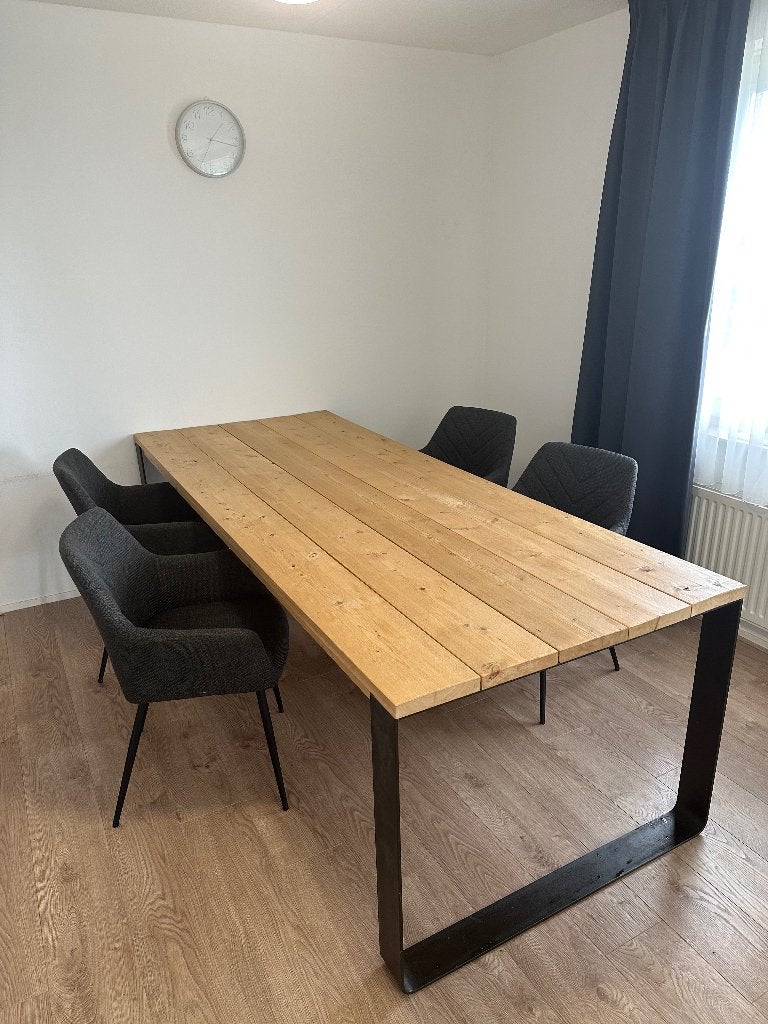 Dining table with chairs and living table, Ophalen, 100 tot 150 cm, 200 cm of meer, Zo goed als nieuw