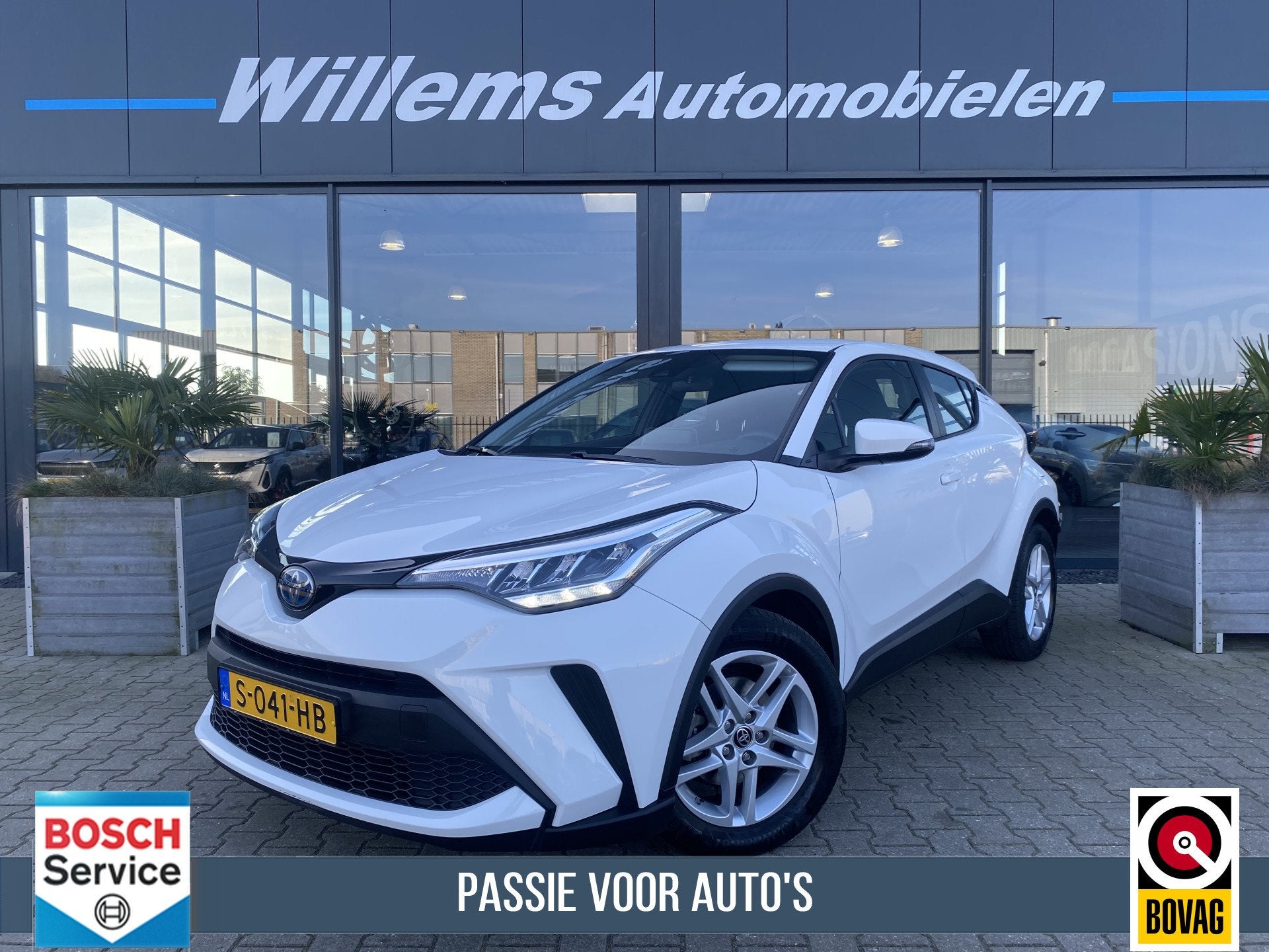 Toyota C-HR 1.8 Hybrid Active Camera, App-Connect & Adaptiev, Auto's, Dealer onderhouden, Stof, 4 cilinders, Met garantie (alle)