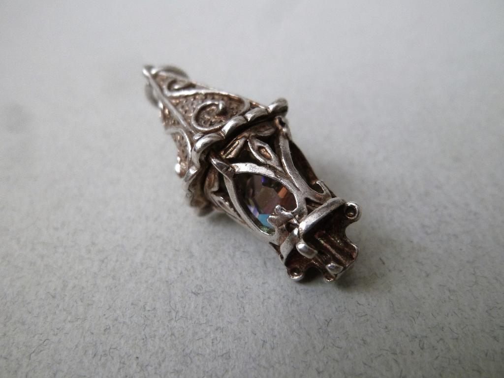 Oude bedel zilver lantaarn met veelkleurig 'Licht', Verzenden, Zilver, Hanger