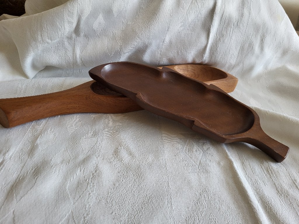 2 vintage Houten serveerschalen vorm van blad, Antiek en Kunst, Ophalen of Verzenden