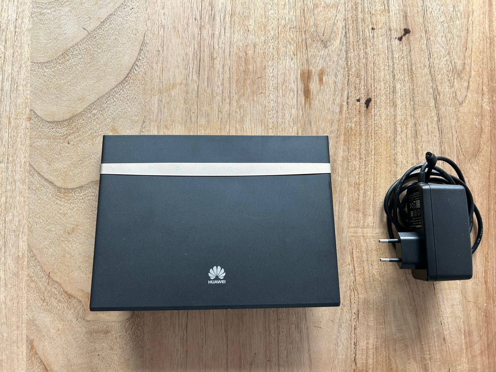 Huawei B525s 4g router, Ophalen of Verzenden, Zo goed als nieuw, Router