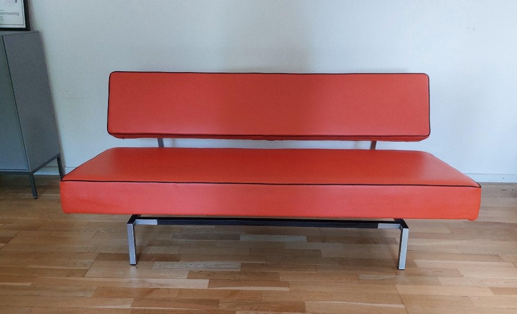 Refurbished vintage oranje Martin Visser bank BZ 53, Huis en Inrichting, Banken | Bankstellen, Ophalen, Nderderlands ontwerp, design icoon, retor vintage