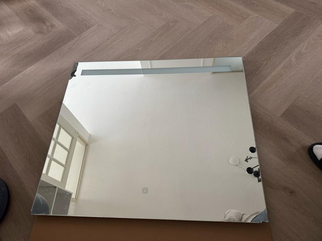 Badkamer spiegel, Ophalen, Zo goed als nieuw, Rechthoekig, Minder dan 100 cm