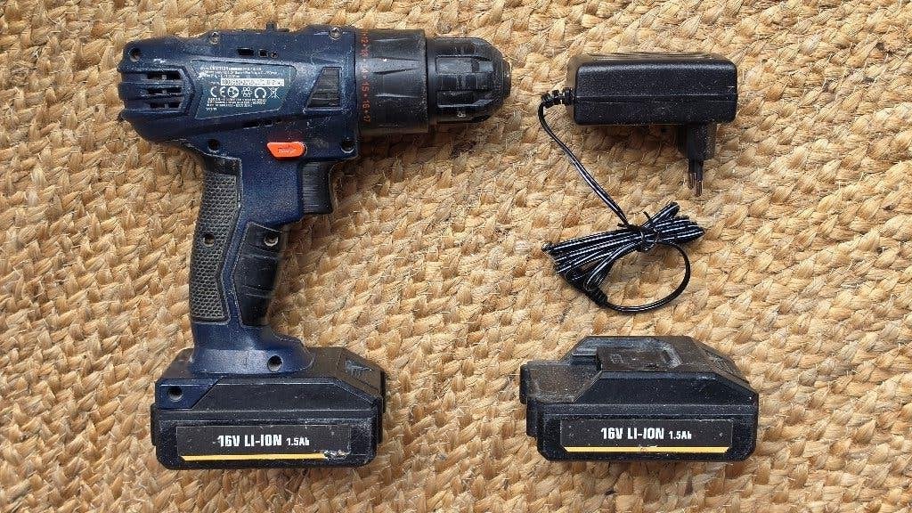 Ferm 16 volt accu boormachine dubbele accu, Doe-het-zelf en Verbouw, Ophalen of Verzenden, Gebruikt, Minder dan 400 watt, Boor- en Schroefmachine
