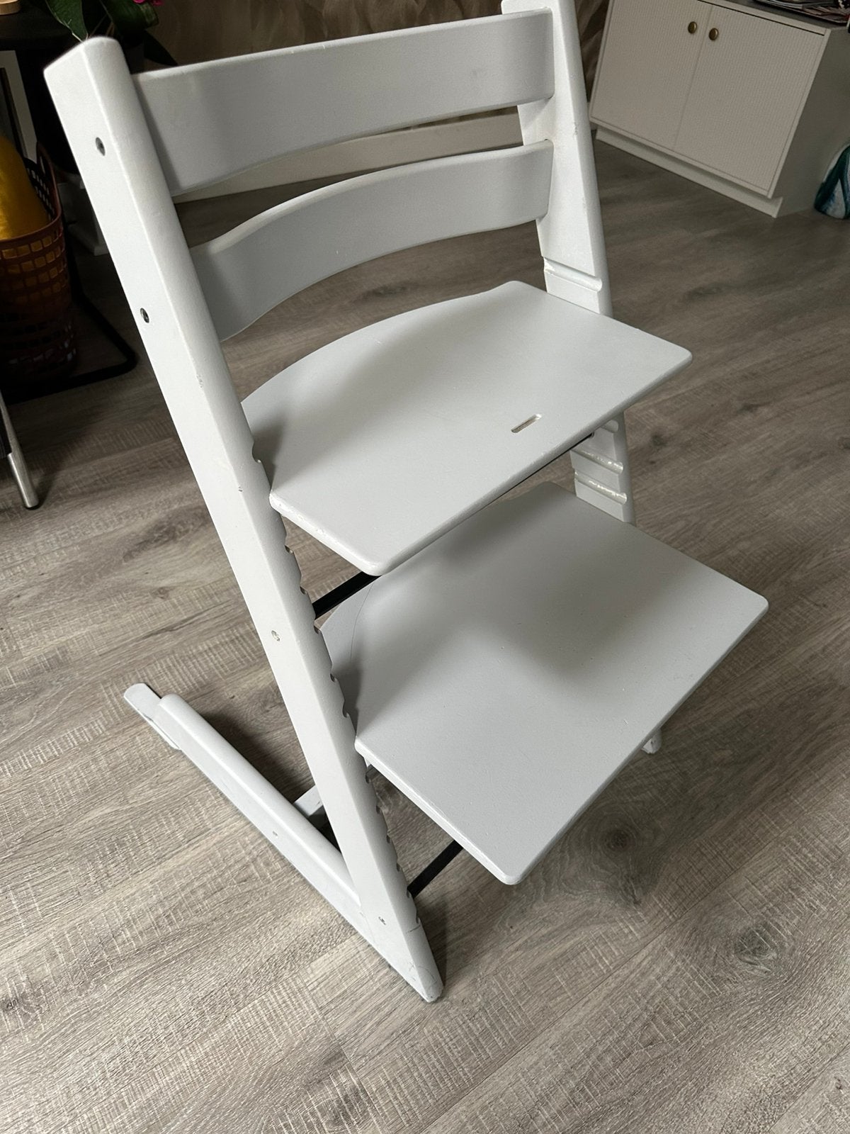 Stokje trip trap stoel nieuw model licht grijs, Ophalen, Gebruikt, Meegroeistoel, Aanschuifbaar