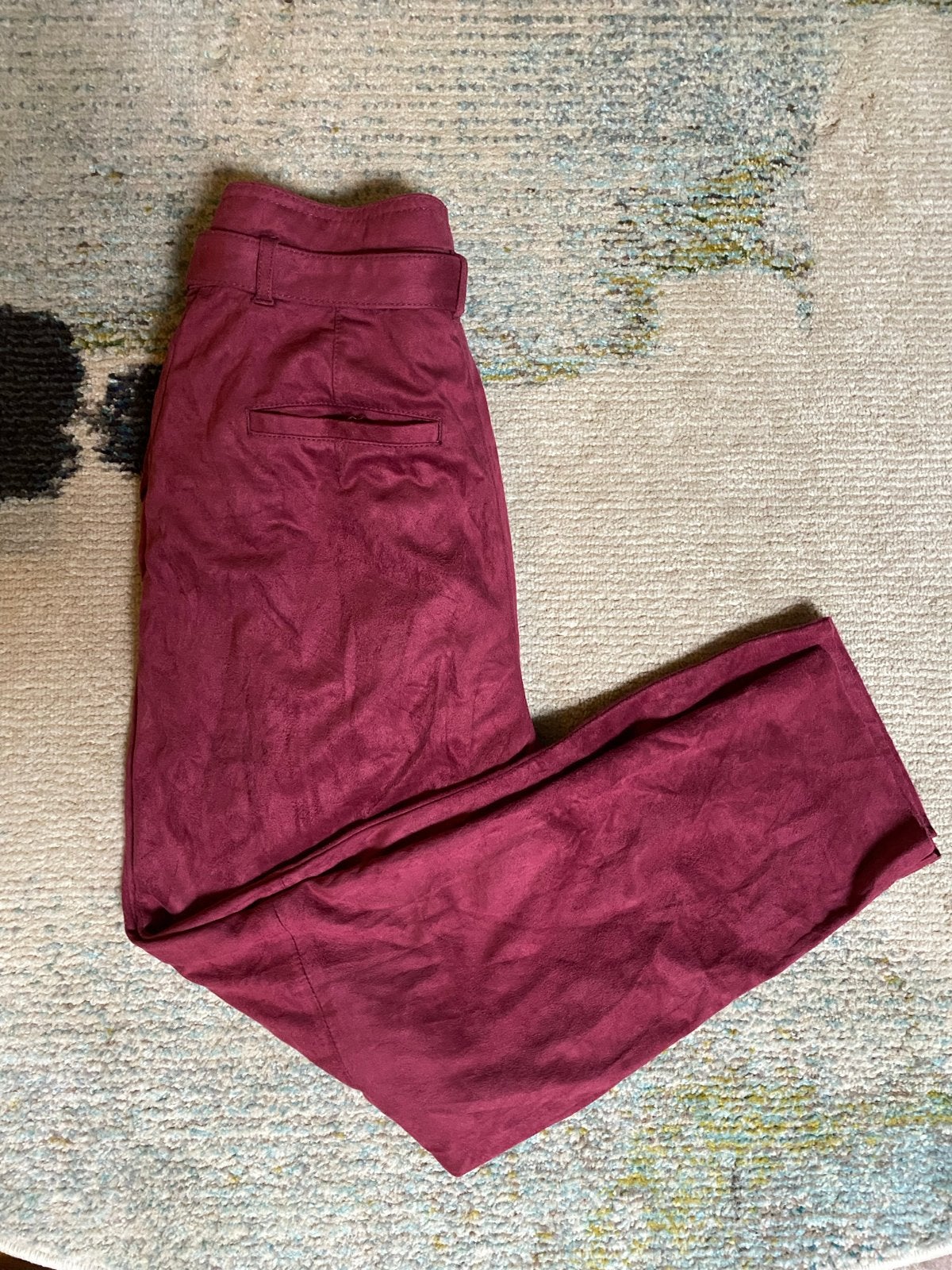 Free People bordeauxrode broek met hoge taille en ceintuur, Ophalen, Zo goed als nieuw, Maat 34 (XS) of kleiner, Lang