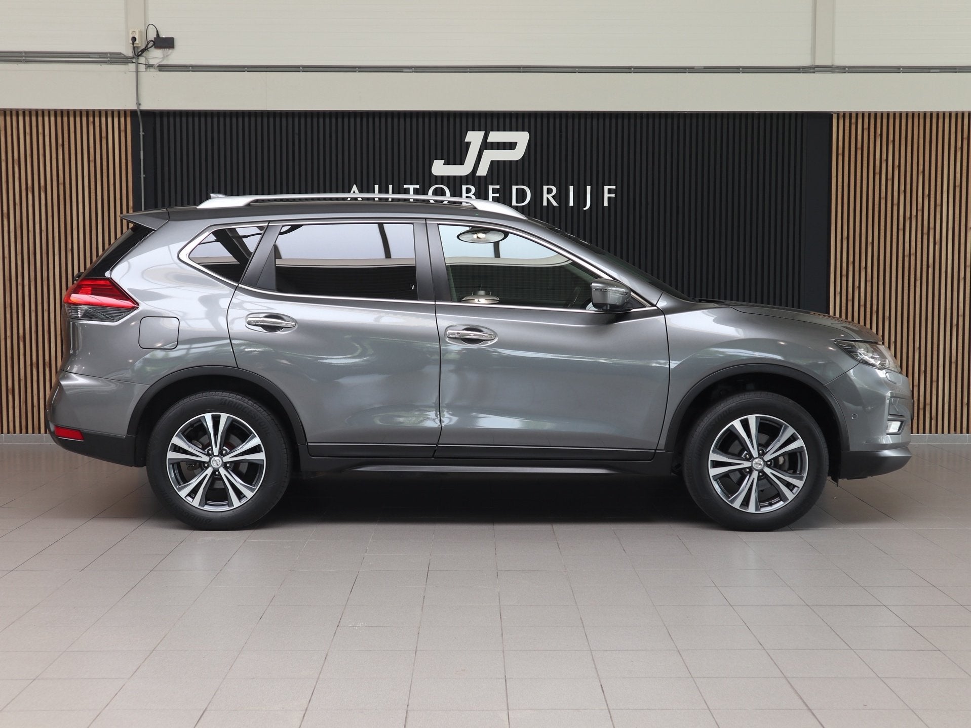 Foto 13 van Nissan X-Trail 1.3 DIG-T N-Connecta AUTOMAAT|CRUISE|NAVI|TRE