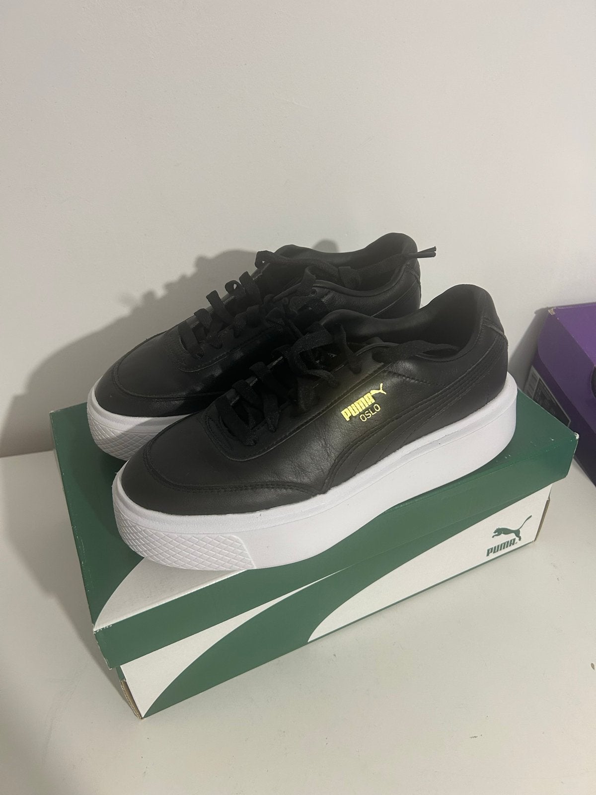 Puma Oslo sneakers - Nieuw met lichte beschadiging, Ophalen of Verzenden, Nieuw, Zwart, Sneakers of Gympen
