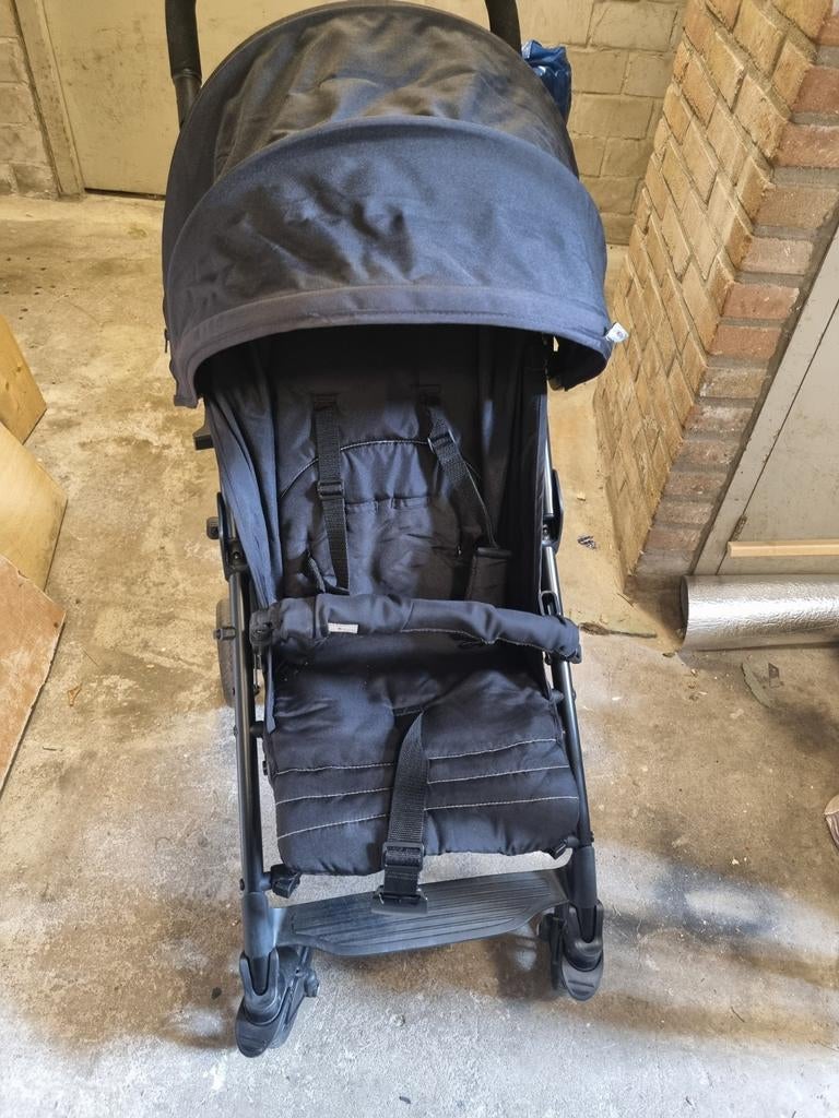 Ik verkoop een Chicco kinderwagen, Kinderen en Baby's, Buggy's, Ophalen of Verzenden, Zo goed als nieuw