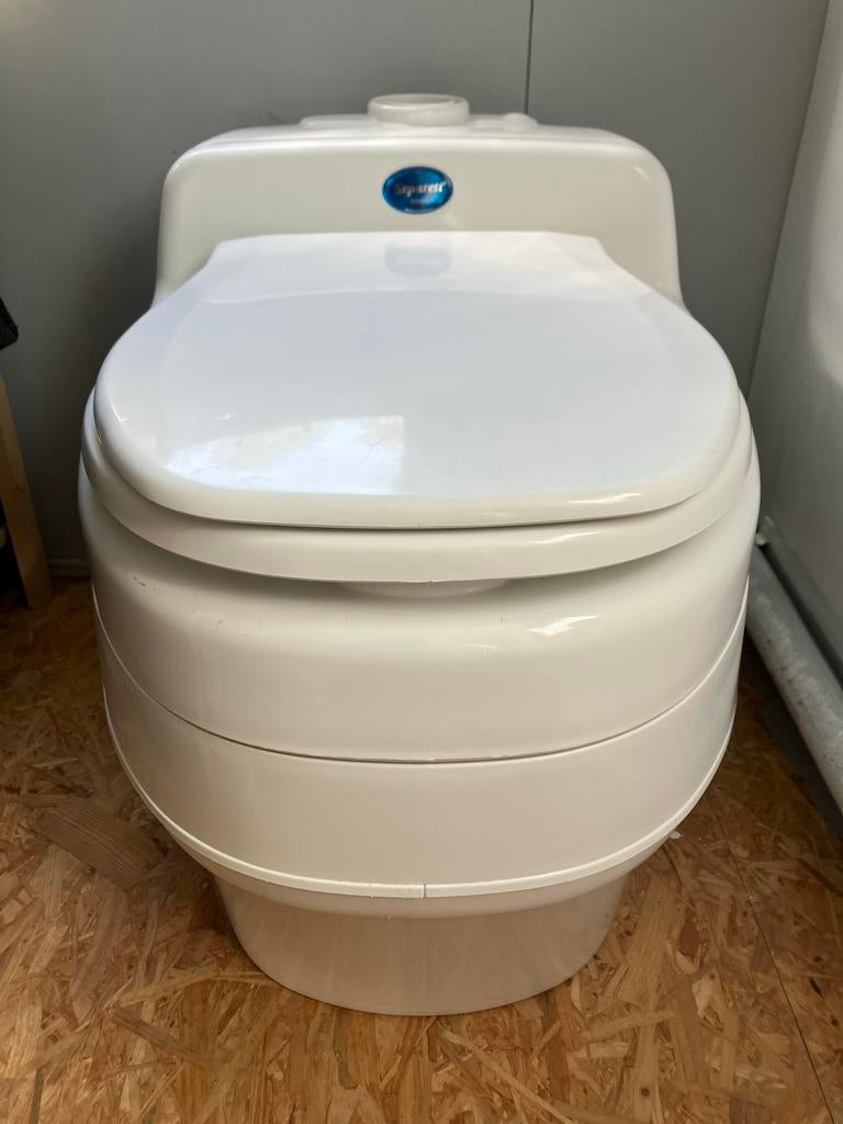 Separett compost toilet, Ophalen of Verzenden, Zo goed als nieuw, Toilet