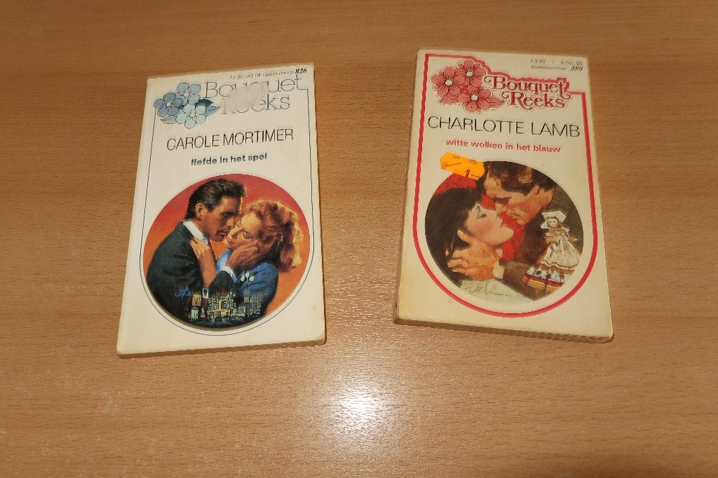 2 Bouquet reeks boeken, Boeken, Ophalen of Verzenden, Gelezen, Carole Mortimer