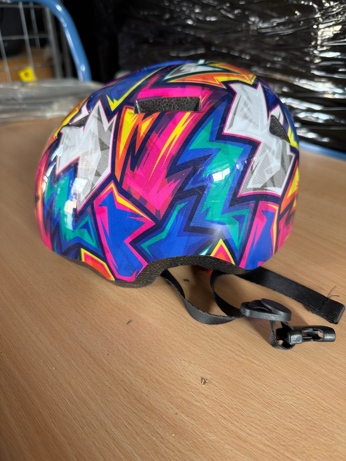 Kinderfietshelm kleurrijk XS (48-50cm) - Zo goed als nieuw, Fietsen en Brommers, XS, Jongen of Meisje, Ophalen of Verzenden, Zo goed als nieuw