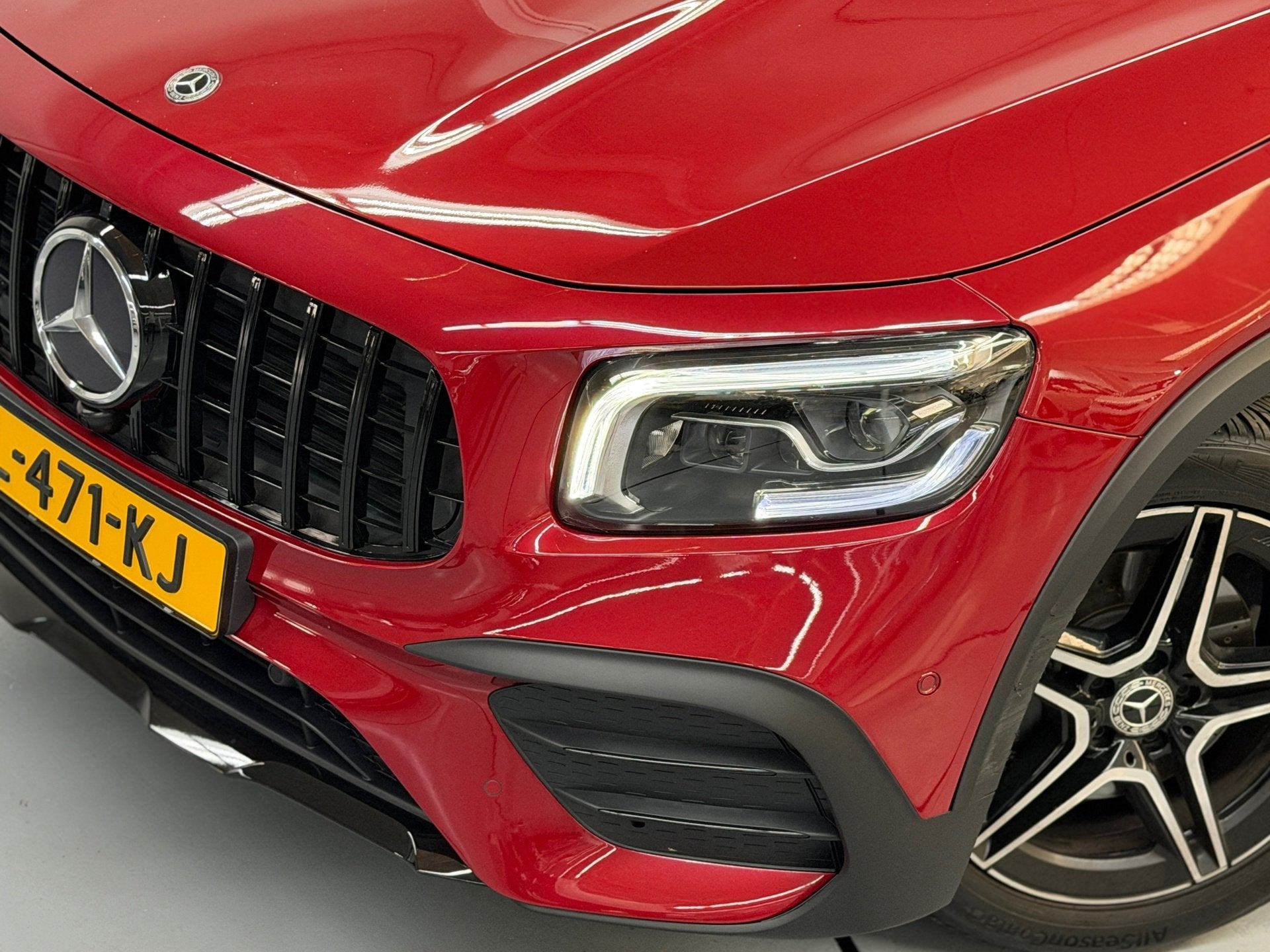 Mercedes-Benz GLB 200 Business Solution AMG 7P Pano Trekhaak, Auto's, Dealer onderhouden, Parkeerassistent, Euro 6, 4 cilinders