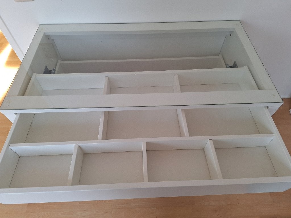 Ikea ladekast met glasplaat en lade voor sieraden/riemen, Huis en Inrichting, Ophalen, 50 tot 100 cm, Zo goed als nieuw, 3 of 4 laden