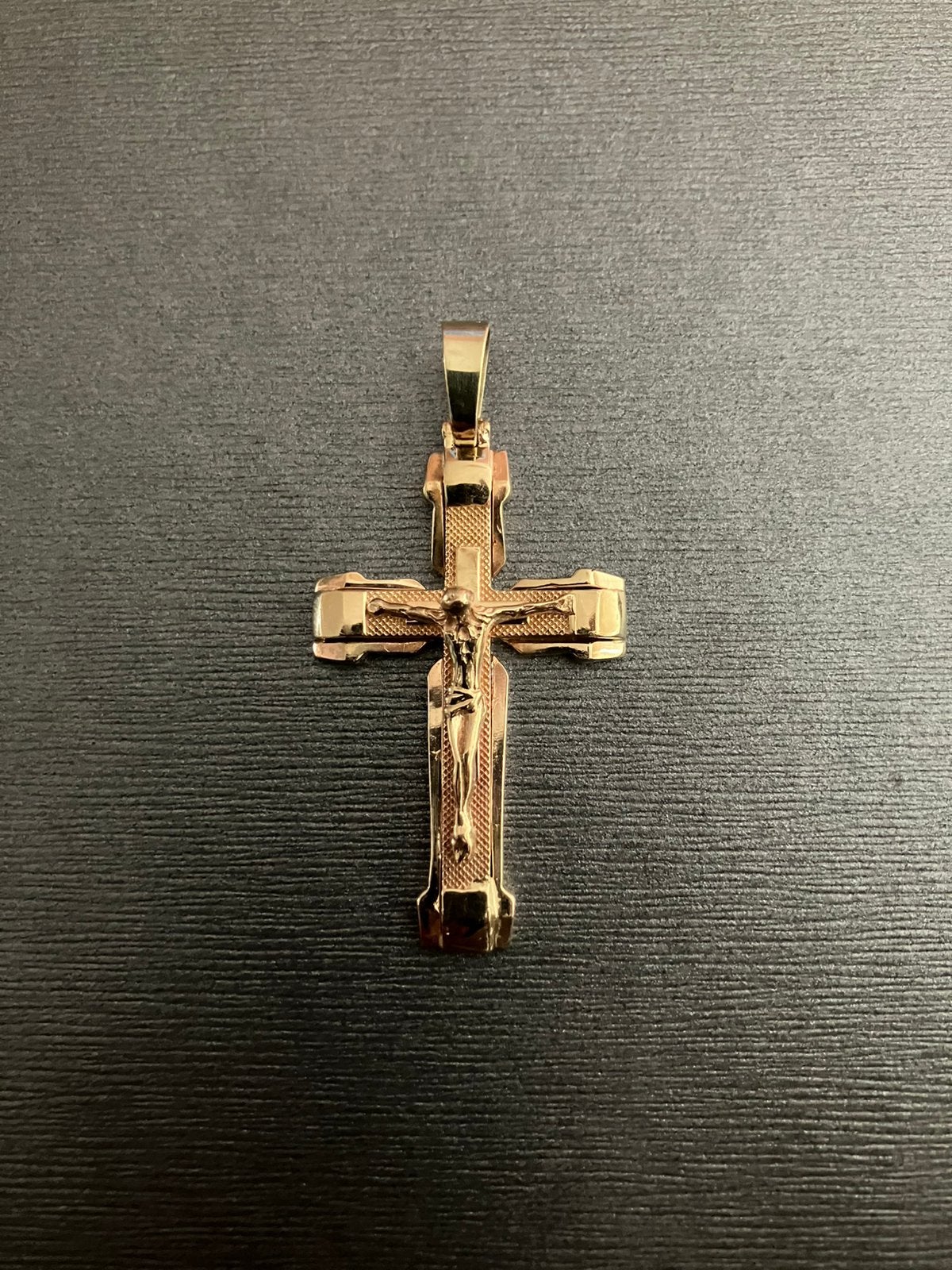 14 karaat gouden kruis hanger, Ophalen, Zo goed als nieuw, Goud