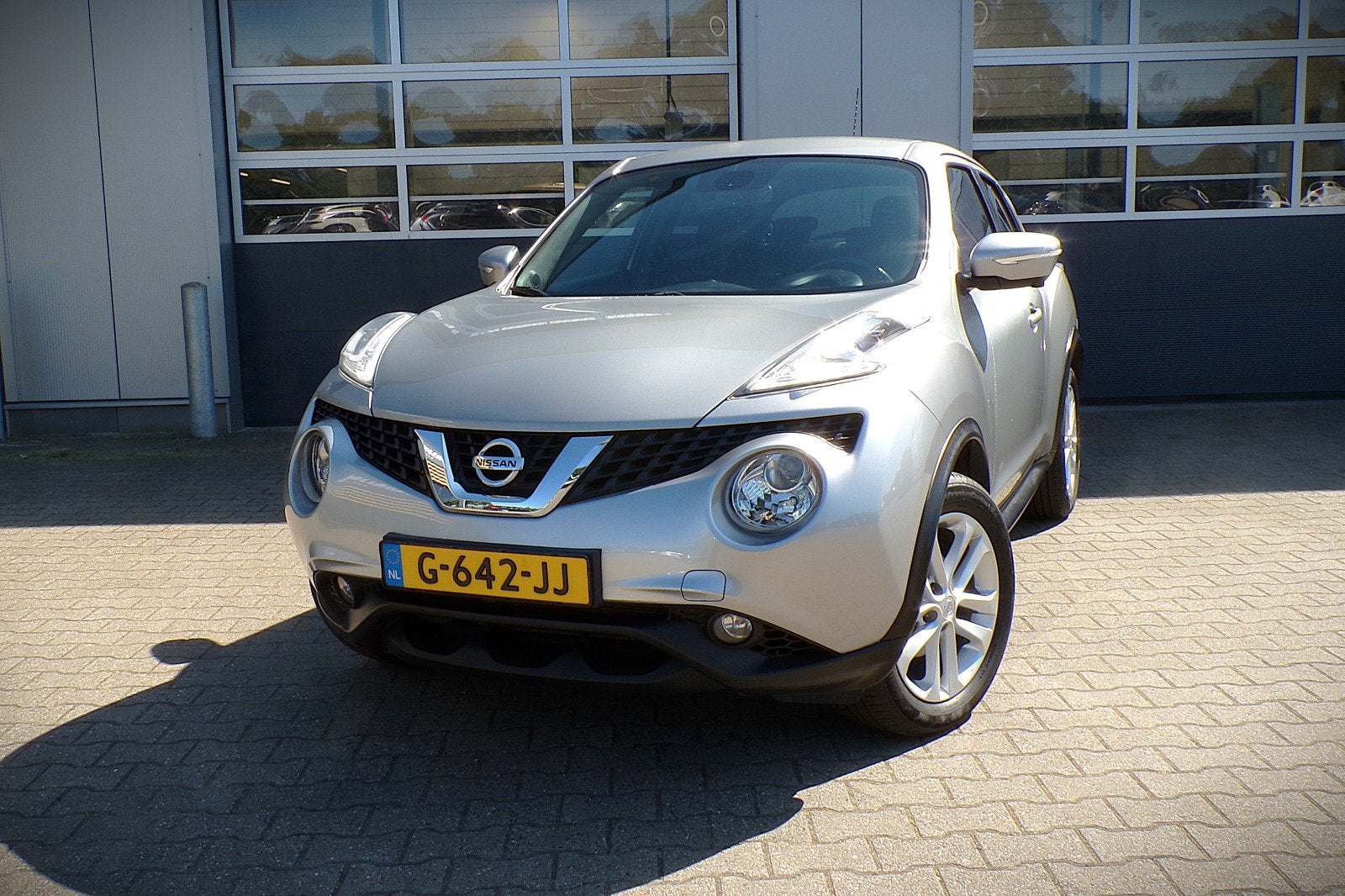 Nissan Juke 1.2 Dig-t 2015 Grijs, Voorwielaandrijving, 639 kg, Stof, 1250 kg