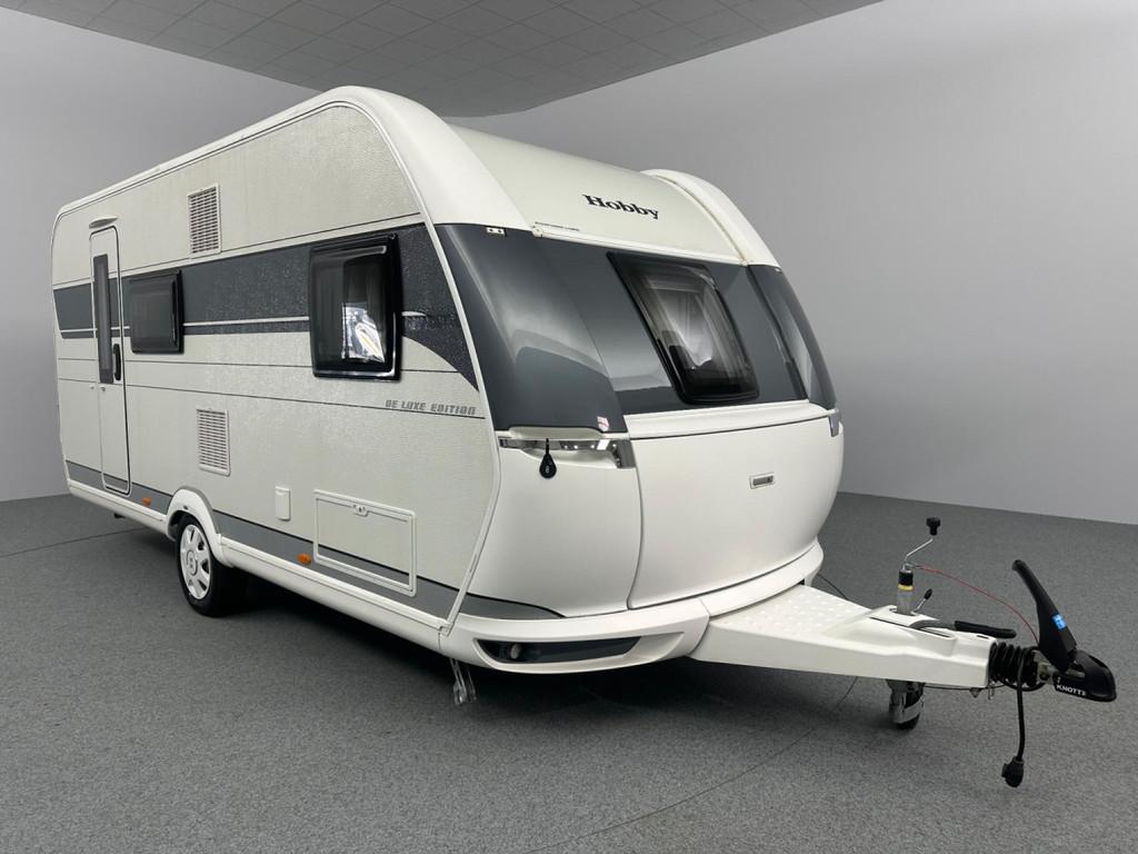 Hobby De Luxe Edition 490 KMF Stapelbed - OOK INKOOP, Caravans en Kamperen, Hobby, Bedrijf, Treinzit, Koelkast