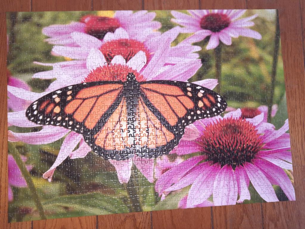 Tactic: mooie legpuzzel vlinder roze bloemen 1000 st. z.g.a., Hobby en Vrije tijd, Denksport en Puzzels, Ophalen, 500 t/m 1500 stukjes