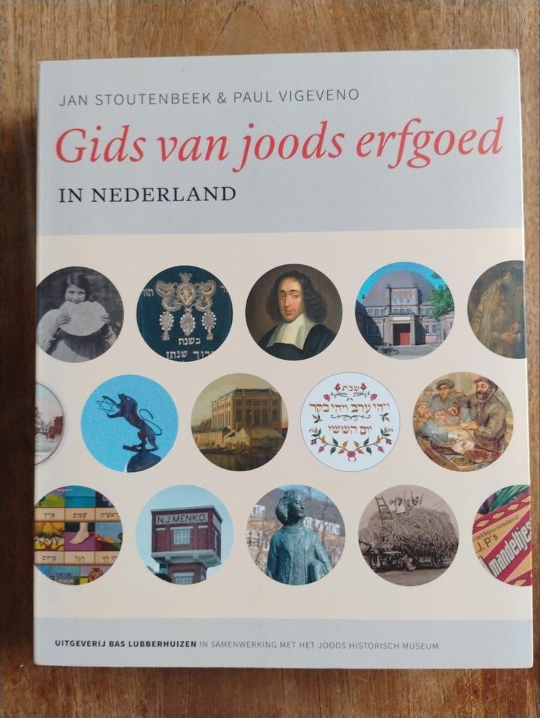 Gids van Joods Erfgoed in Nederland - Jan Stoutenbeek, Ophalen of Verzenden, 20e eeuw of later, Zo goed als nieuw, Jan Stoutenbeek & Paul Vigeveno