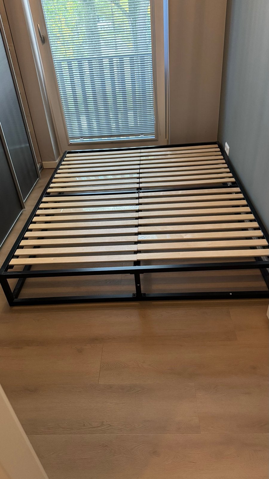 Emma bedframe met lattenbodem matras en topper, Ophalen, Zwart, Tweepersoons, Zo goed als nieuw