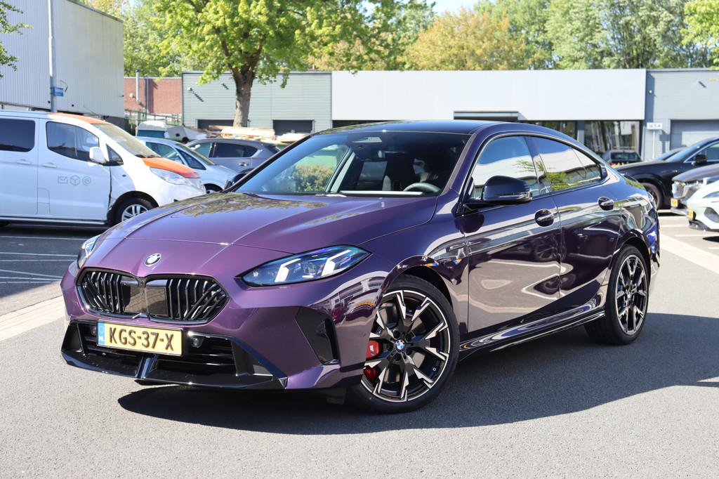 BMW 2 Serie Gran Coupé 220 M Sport Automaat / M Sportstoele, Auto's, Met garantie (alle), LED verlichting, Origineel Nederlands