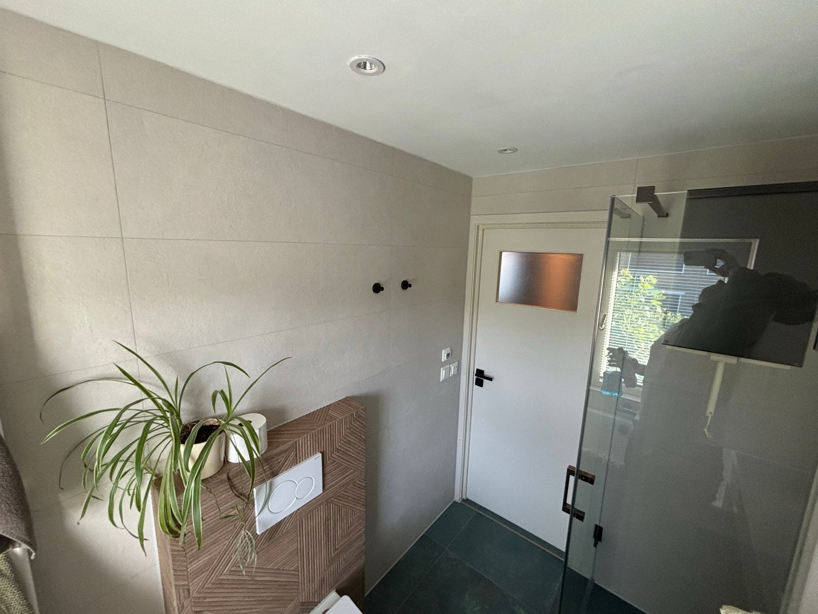 24 Nieuwe Badkamer/WC Tegels - Ruwe Steenlook 31x98 cm, Ophalen, 60 cm of meer, Nieuw, Minder dan 5 m²