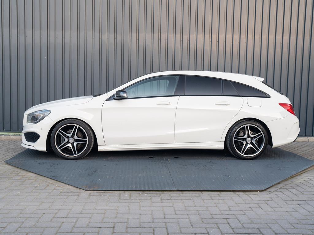 Mercedes-Benz CLA-Klasse Shooting Brake | AMG | Night pakket, Auto's, Mercedes-Benz, 730 kg, Gebruikt, 4 cilinders, Leder en Stof