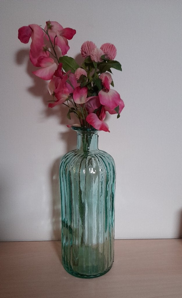 Mooie vaas met kunstbloemen., Ophalen, Overige kleuren, Inclusief decoratie, Glas