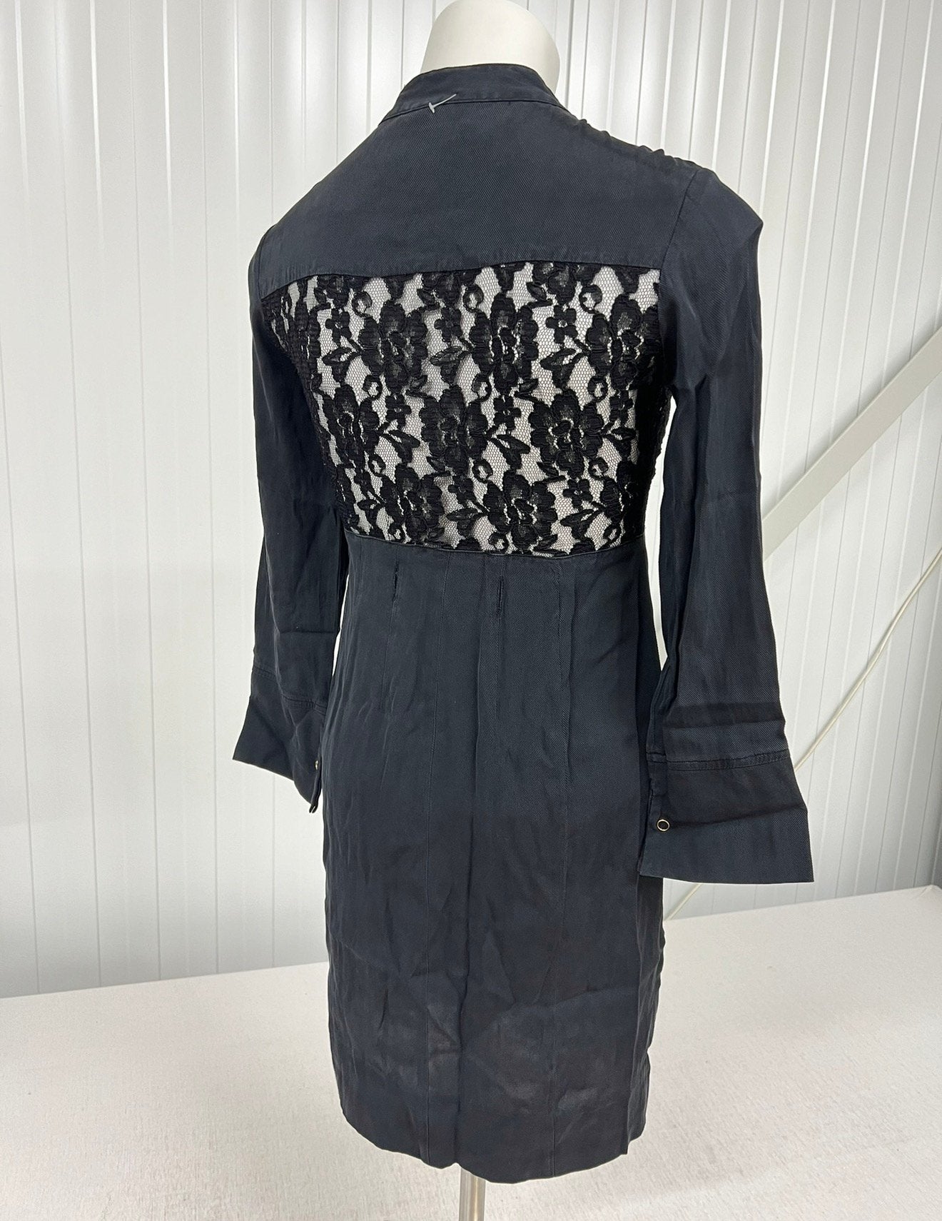 DKNY Donna Karan New York zwarte bloemen kanten knoop jurk, P, Zwart, P, P