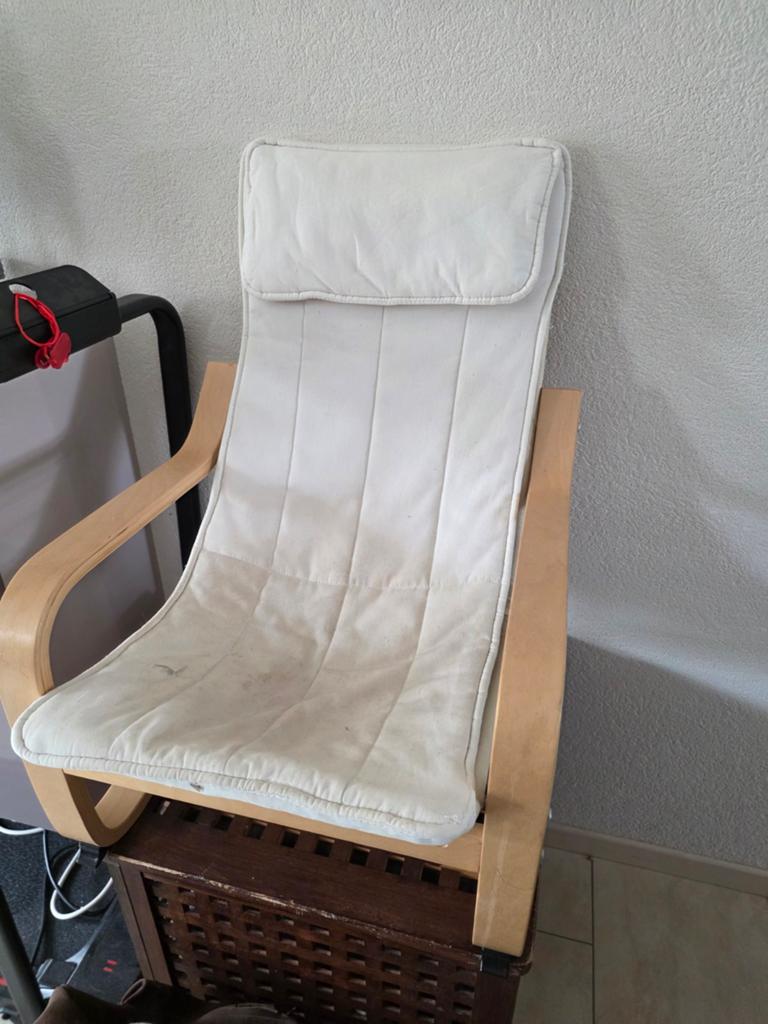 Gratis stoel met afneembare en wasbare hoes, Ophalen, Gebruikt, Wit, Stof