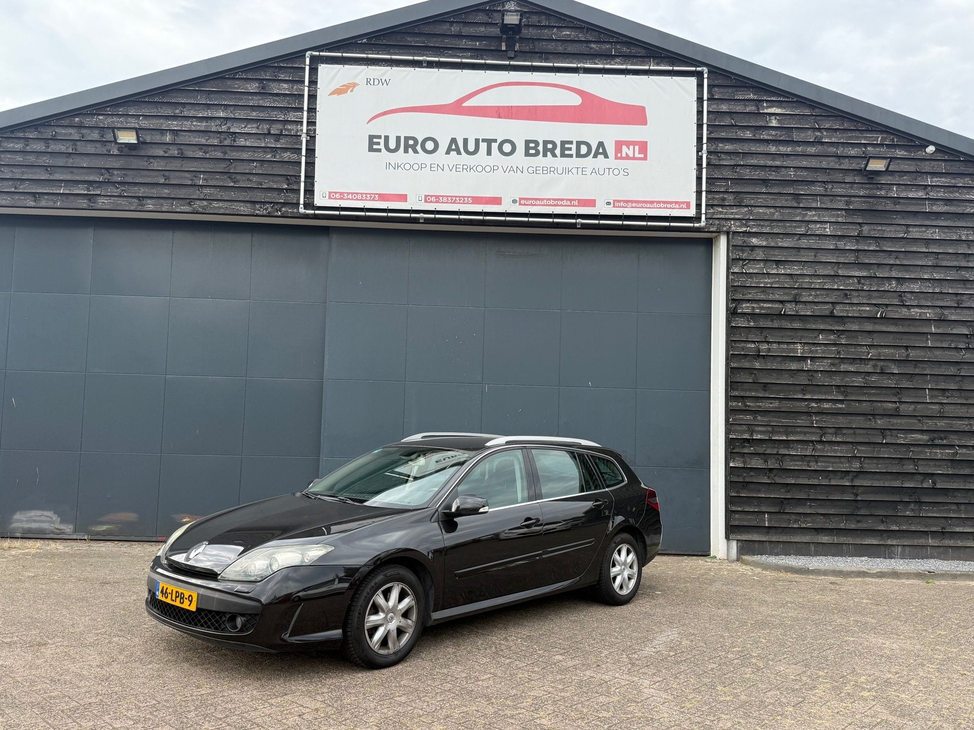 Renault Laguna Estate 2.0 16V Celsium, Auto's, Laguna, Gebruikt, 4 cilinders, Leder en Stof