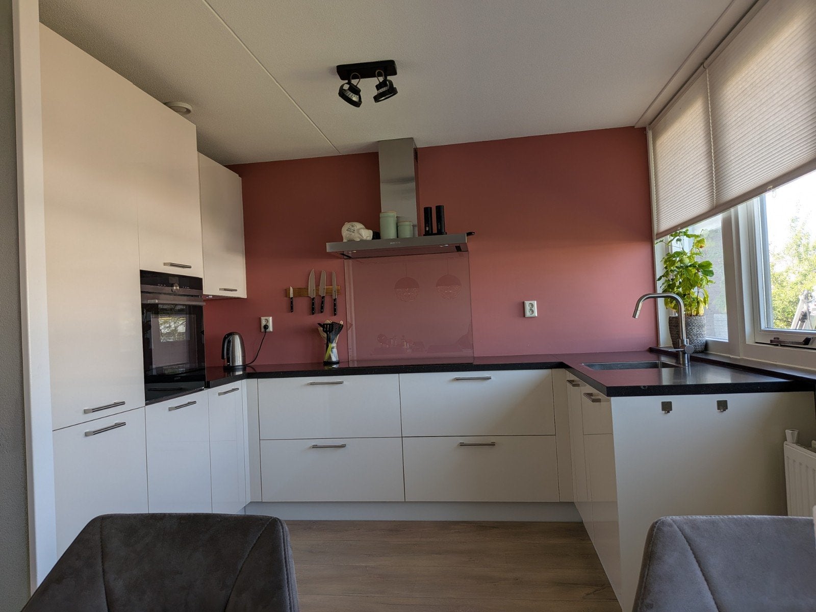 Moderne Brugman hoekkeuken met composiet blad, Ophalen, Gebruikt, Wit, Hoekkeuken