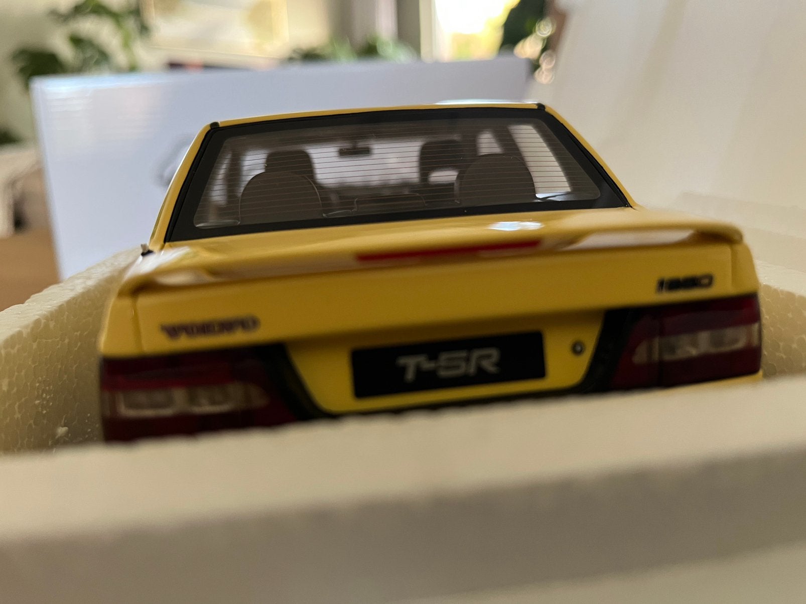 Volvo 850 T-5R sedan | Ottomobile OT1222 | 1:18, Ophalen of Verzenden, Nieuw, Auto, OttOMobile