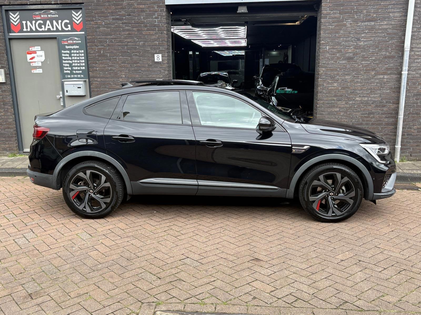 Renault Arkana 1.6 E-Tech Hybrid 145 R.S. Line, Auto's, Gebruikt, 4 cilinders, Zwart, 760 kg