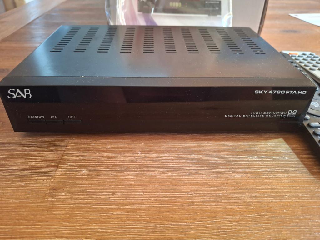 SAB SKY 4780 FTA HD Digitale Satellietontvanger, Ophalen of Verzenden, Gebruikt, Decoder
