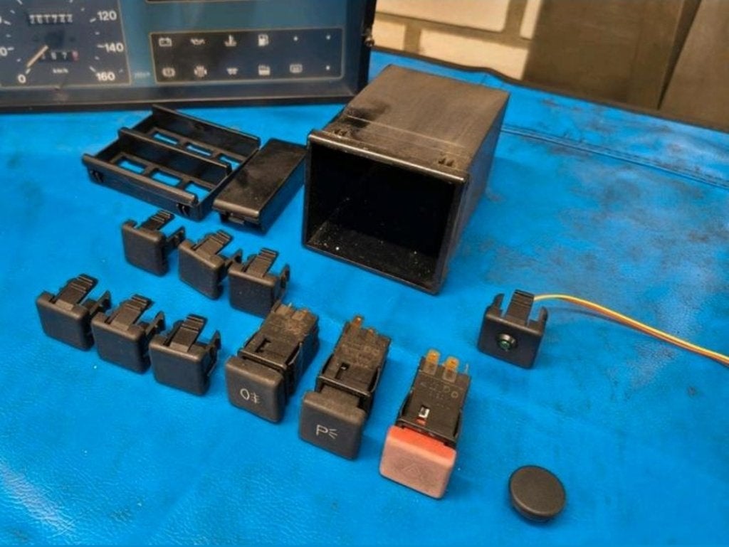 Lamp schakelaar verlichting dashboard fiat peugeot j5 camper, Verzenden, Gebruikt
