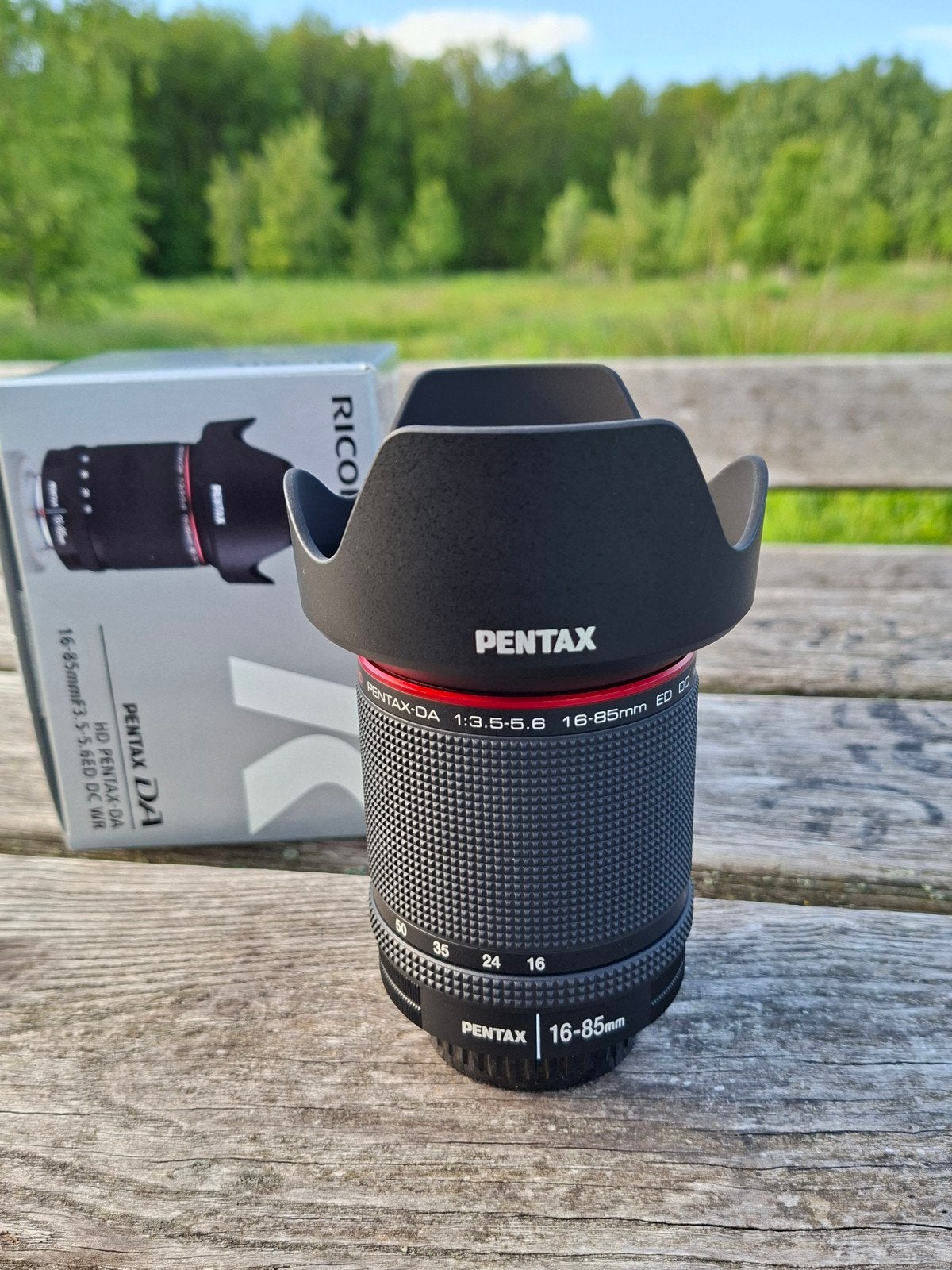 HD PENTAX-DA 16-85mm F3.5-5.6 ED DC WR, Nieuwstaat, 85 mm, Zo goed als nieuw, Standaardlens, Pentax K-mount