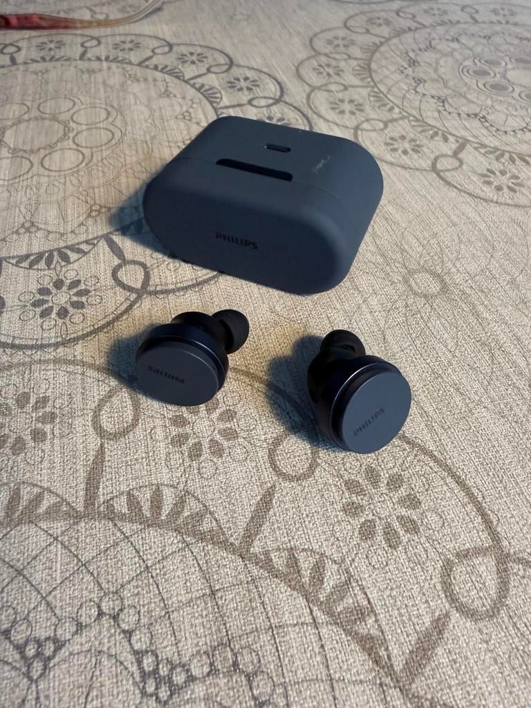 Philips TAT8506BK earbuds noise cancelling