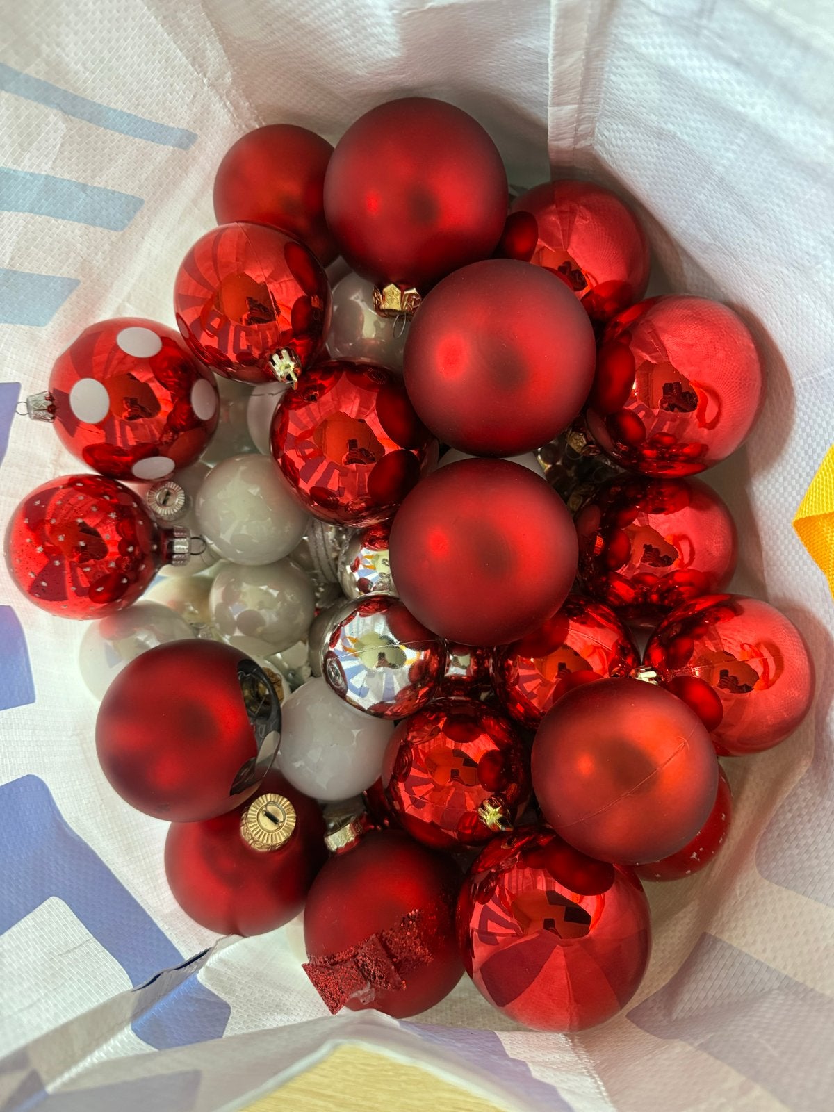 Glazen Kerstballen Rood, Ophalen