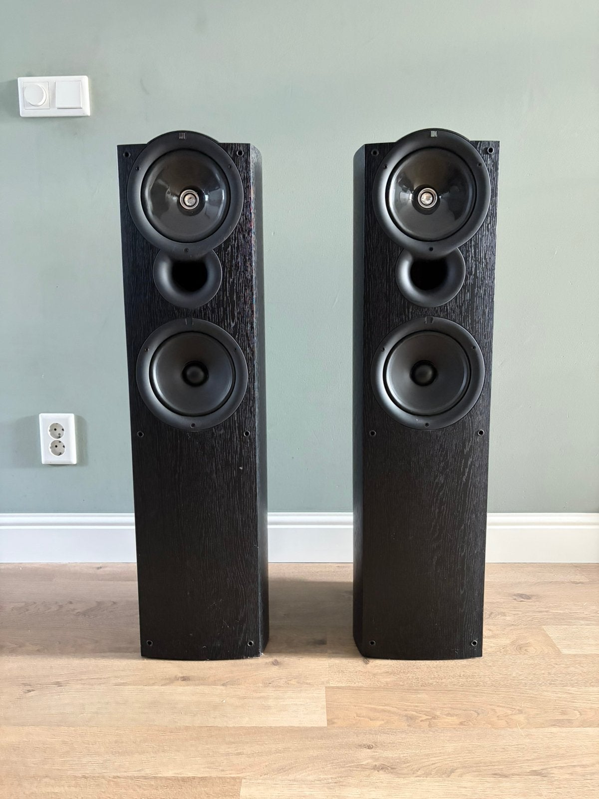KEF Q5, Audio, Tv en Foto, Luidsprekers, Ophalen, Stereo speakers, 120 tot 150 watt, Zo goed als nieuw
