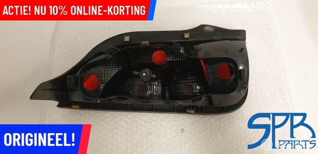 VW UP! UP Achterlicht rechts BARSTJES IN GLAS 1S0945096D, Gebruikt, Volkswagen, Ophalen of Verzenden, Volkswagen