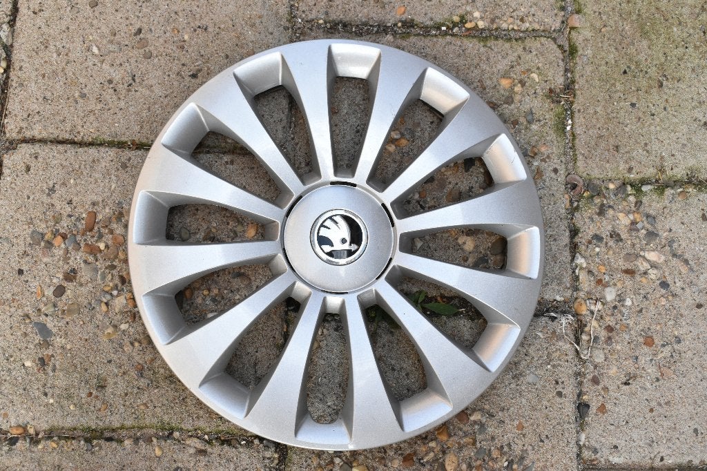 1 losse originele wieldop Skoda Fabia 15 inch (Model 3), Ophalen of Verzenden, Gebruikt