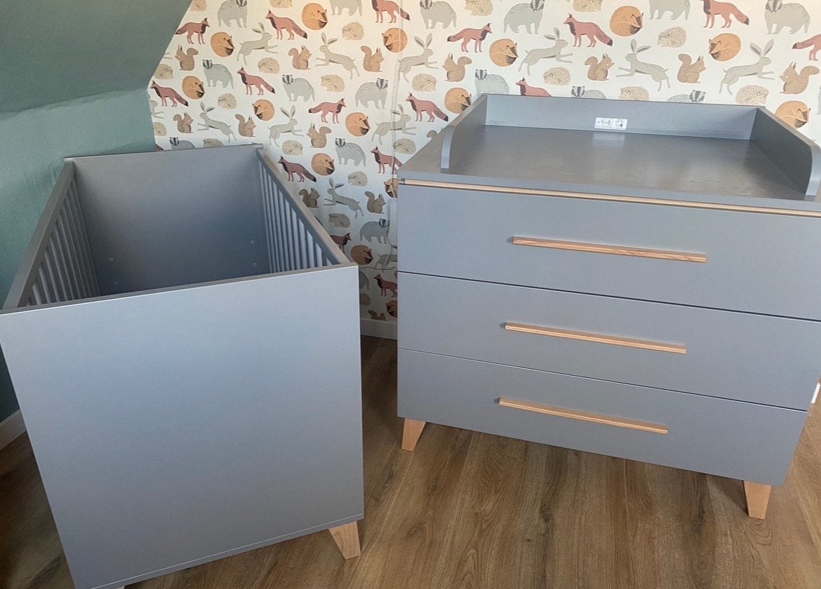 Commode, kast en ledikant - Complete babykamer set, Ophalen, Gebruikt, Jongetje of Meisje