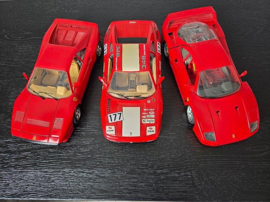 hobby auto,s 1:18 Burago Ferrari, Hobby en Vrije tijd, Ophalen of Verzenden, Zo goed als nieuw, Auto, Bburago