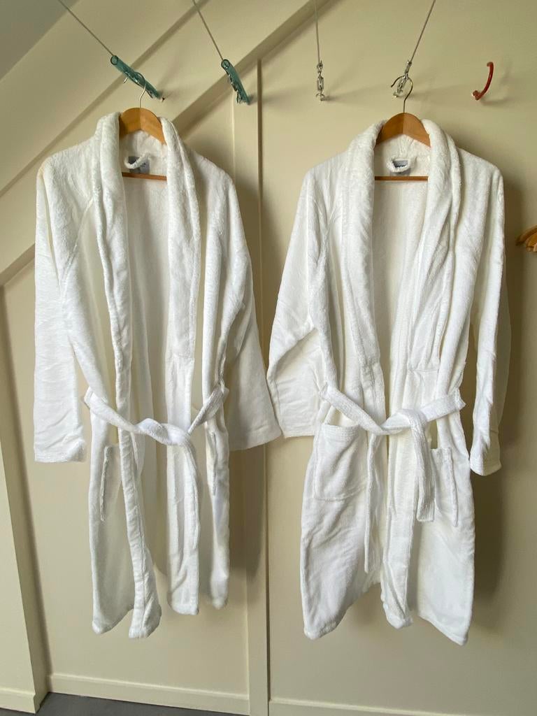 Te koop: 2 badjassen, Ophalen of Verzenden, Nieuw, Maat 46/48 (XL) of groter