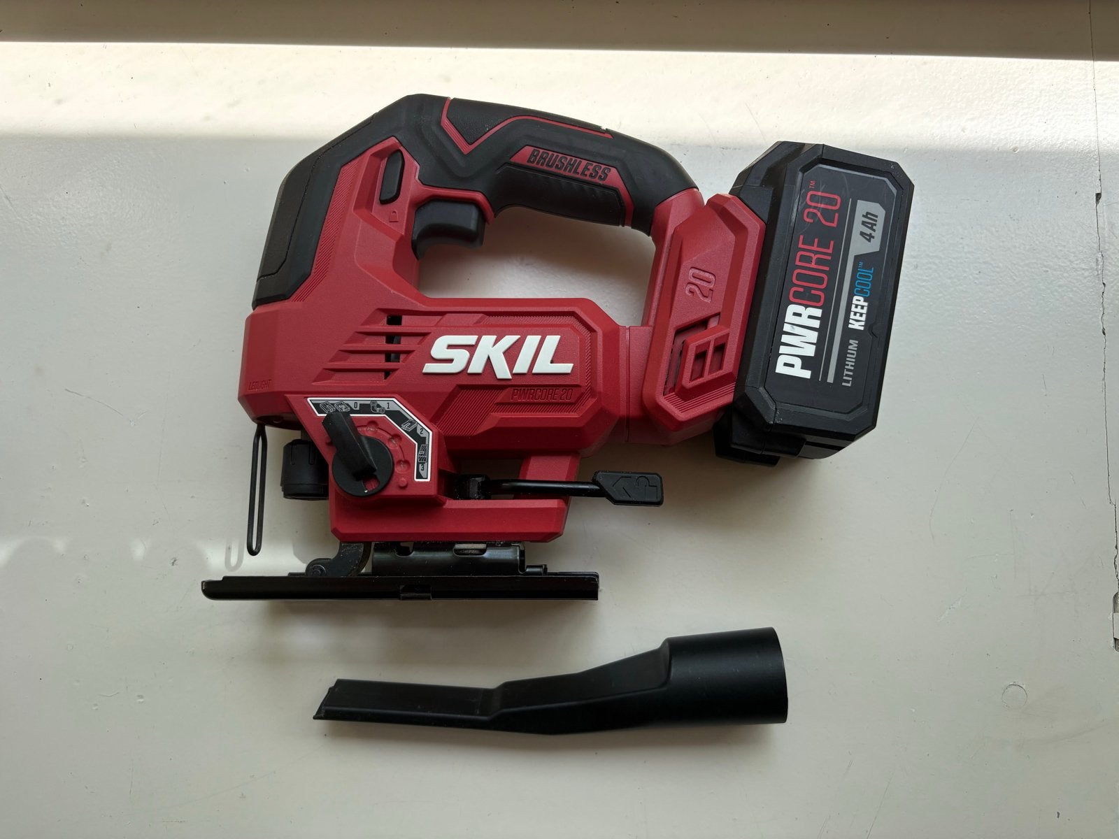 Skil 20V Decoupeerzaag met 4.0ah accu 3421CA Brushless, Doe-het-zelf en Verbouw, Gereedschap | Zaagmachines, Ophalen of Verzenden