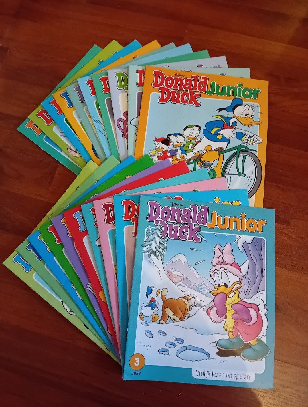 20x Donald Duck Junior ideaal voor beginnende lezers!, Meerdere stripboeken, Ophalen of Verzenden, Gelezen, Donaldduck