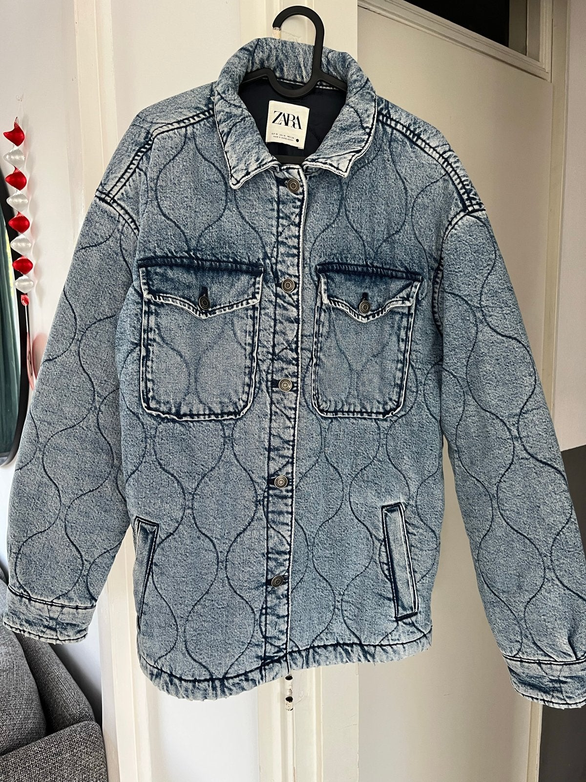 Zara gewatteerd denim jack - Zo goed als nieuw, Verzenden, Zo goed als nieuw, Maat 38/40 (M), Blauw