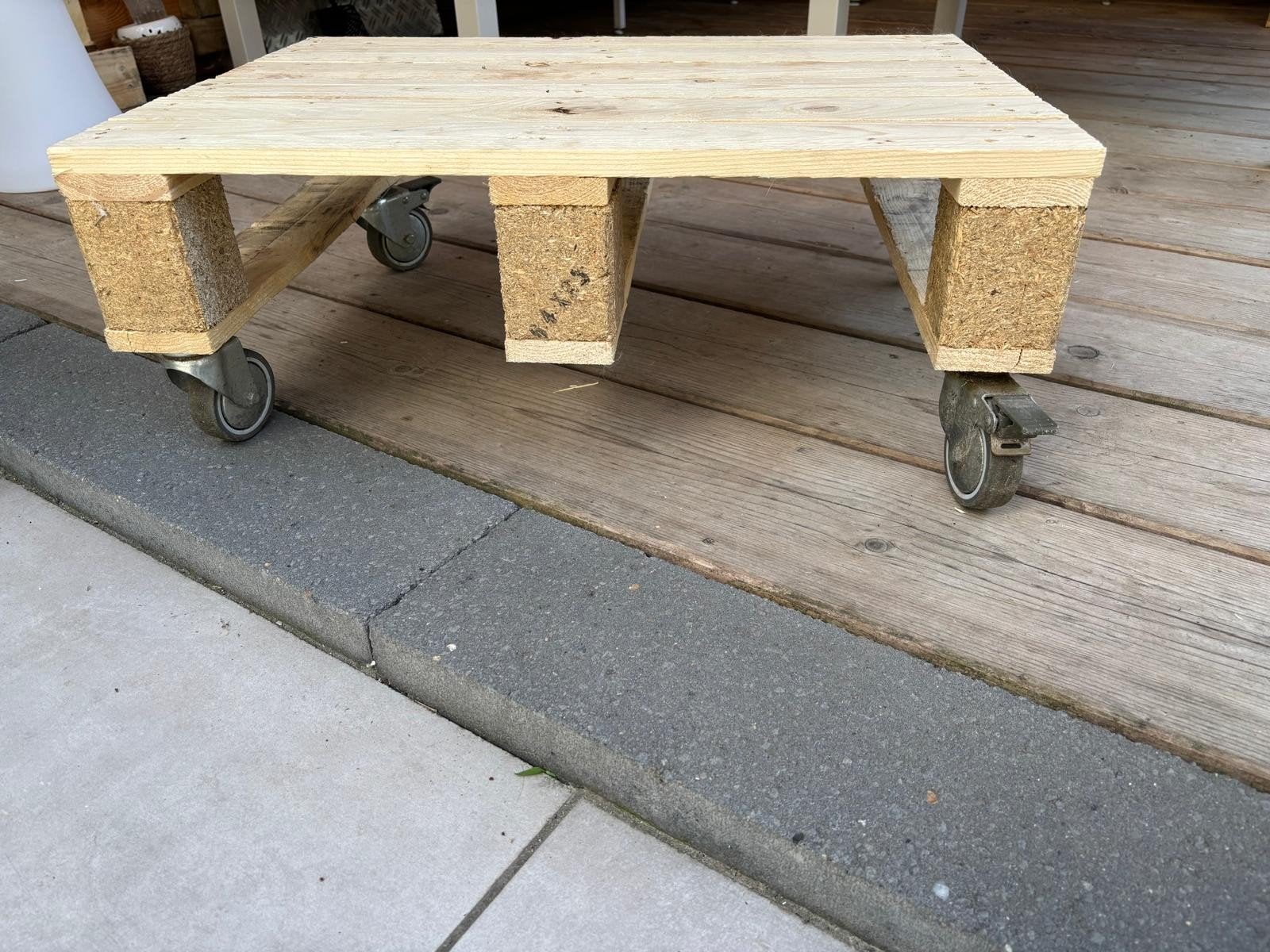 Tafel op wielen, Ophalen of Verzenden, Rechthoekig, Hout
